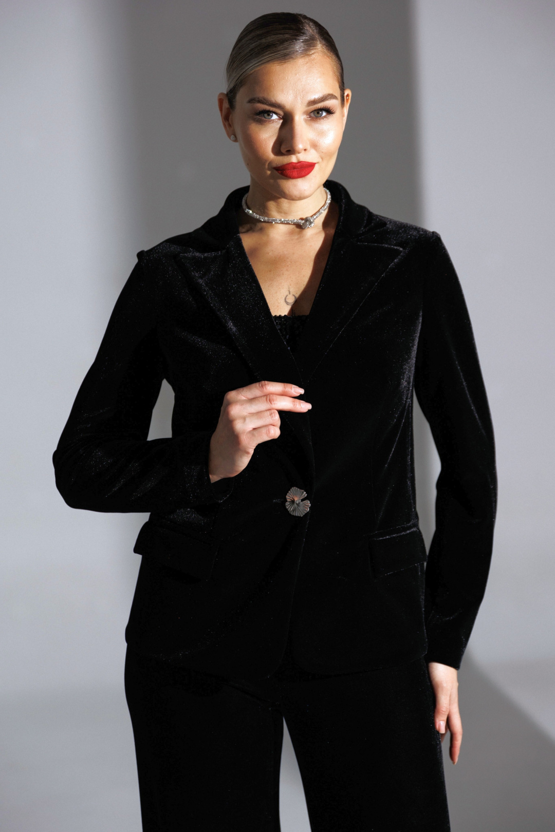 Жакет Мода-Юрс 25-2944 черный