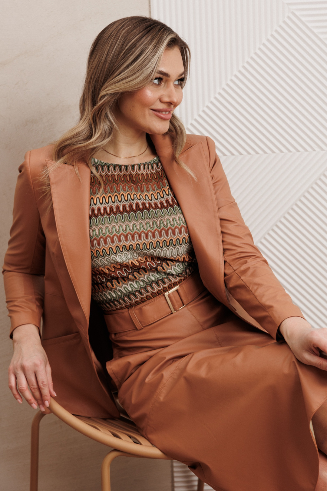 Костюм Мода-Юрс 26-2850 бежевый - фото 4