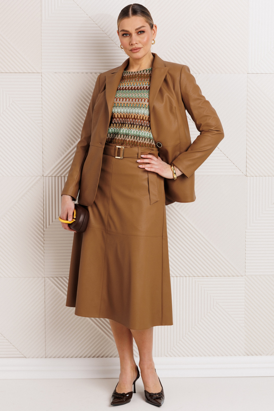 Костюм Мода-Юрс 26-2850 кэмел - фото 1