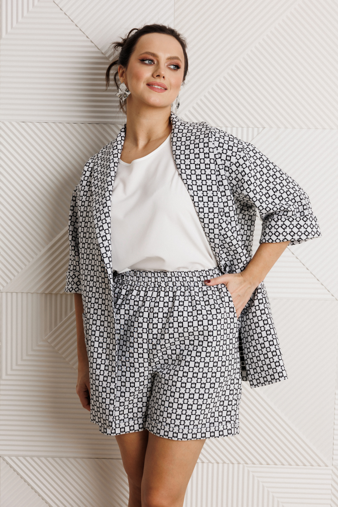 Костюм Мублиз 304 черно-белый