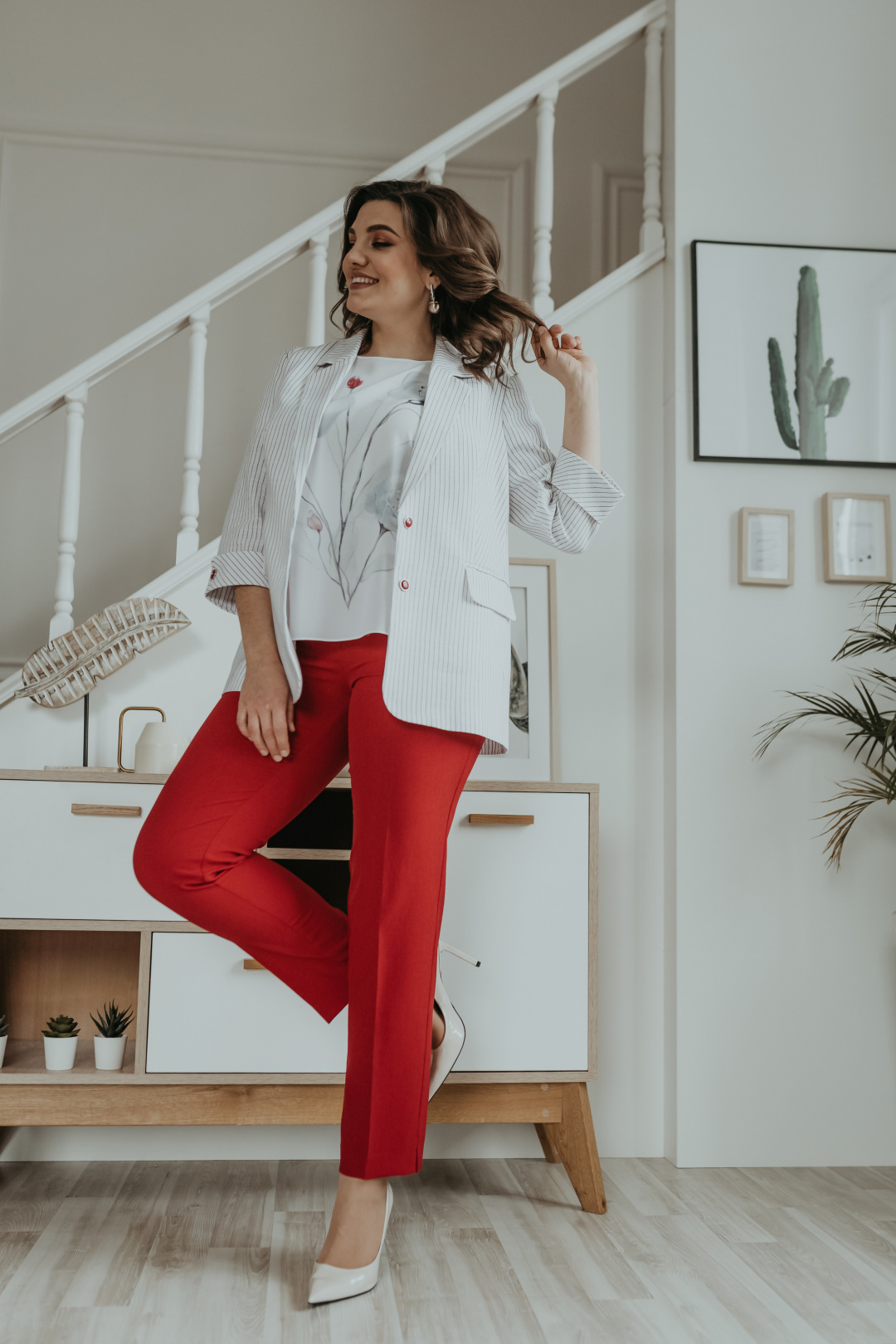 Костюм Ольга Стиль С707/1 полоска-красный - фото 1