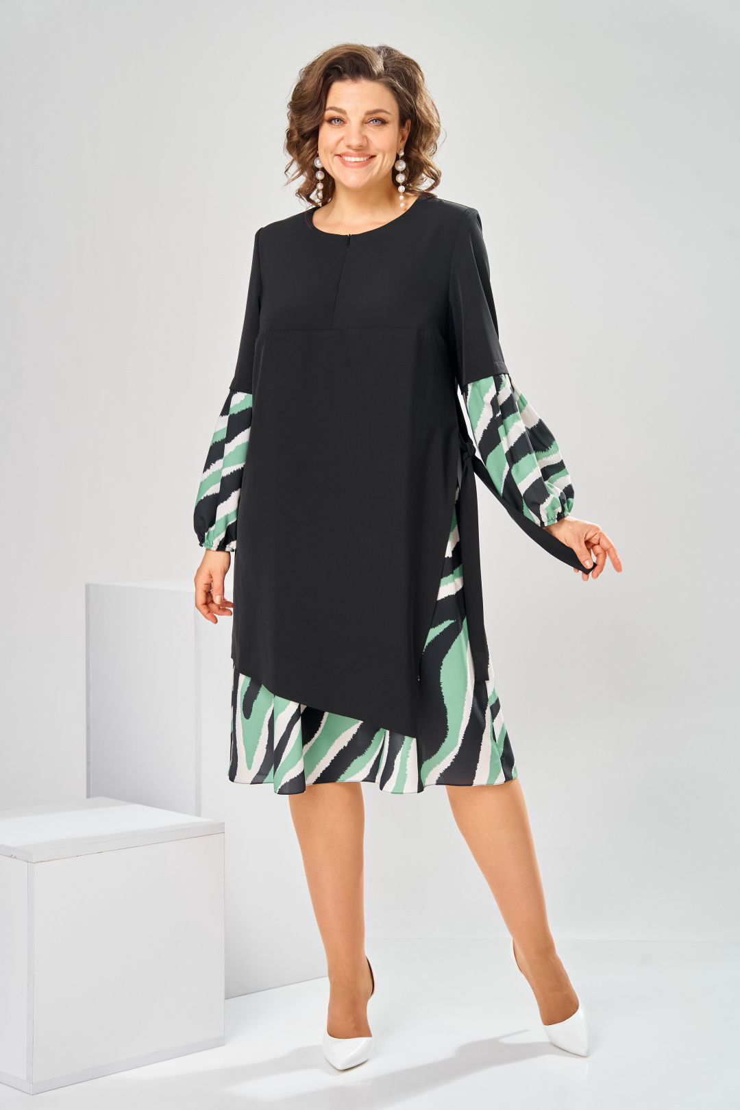 Платье Romanovich Style 1-2630 черно-зеленый