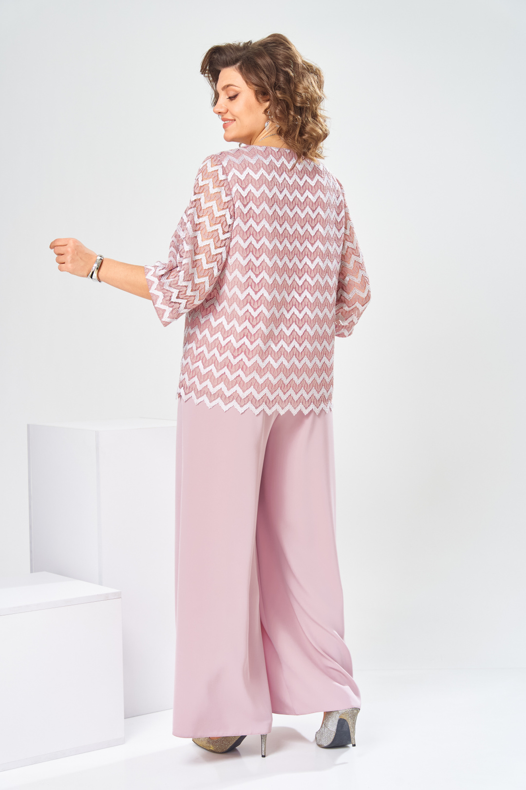 Костюм Romanovich Style 2-2892 пудровый - фото 2