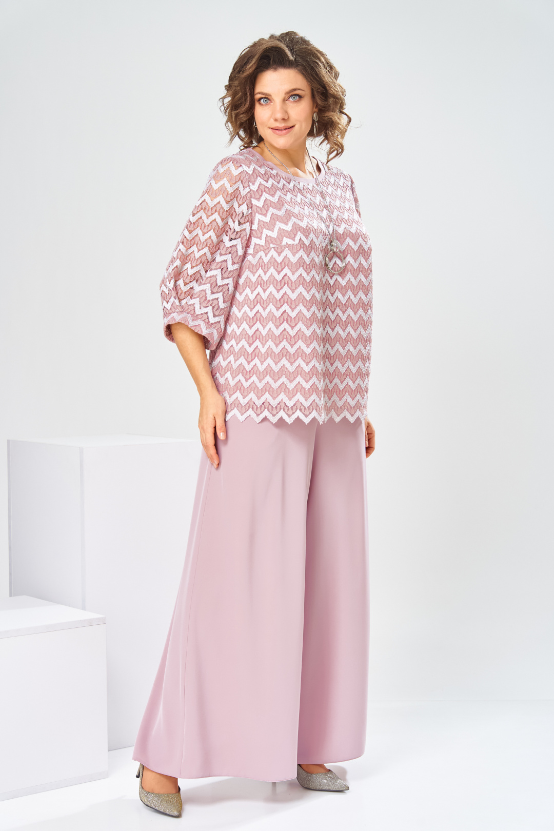 Костюм Romanovich Style 2-2892 пудровый