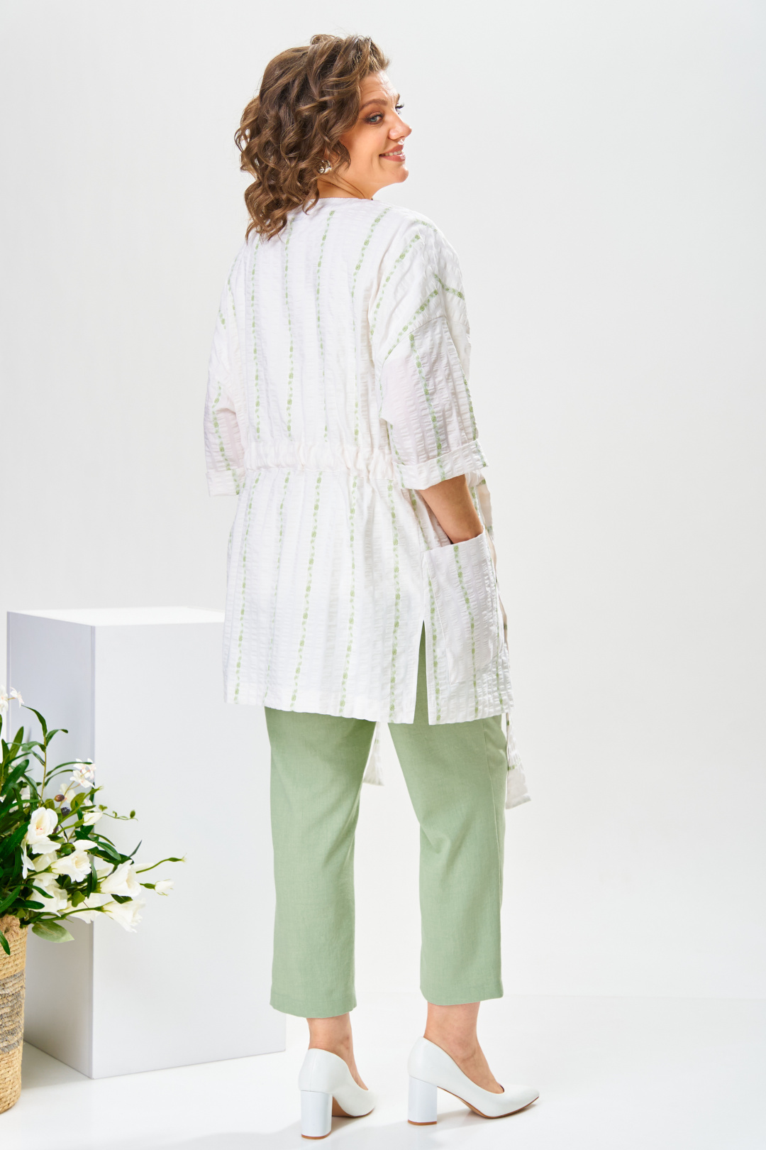 Костюм Romanovich Style 3-2377 белый/салатовый
