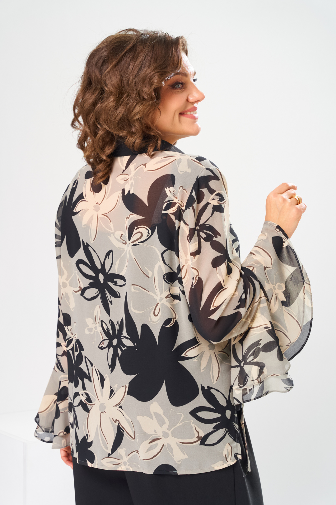 Костюм Romanovich Style 3-2869 черный + беж