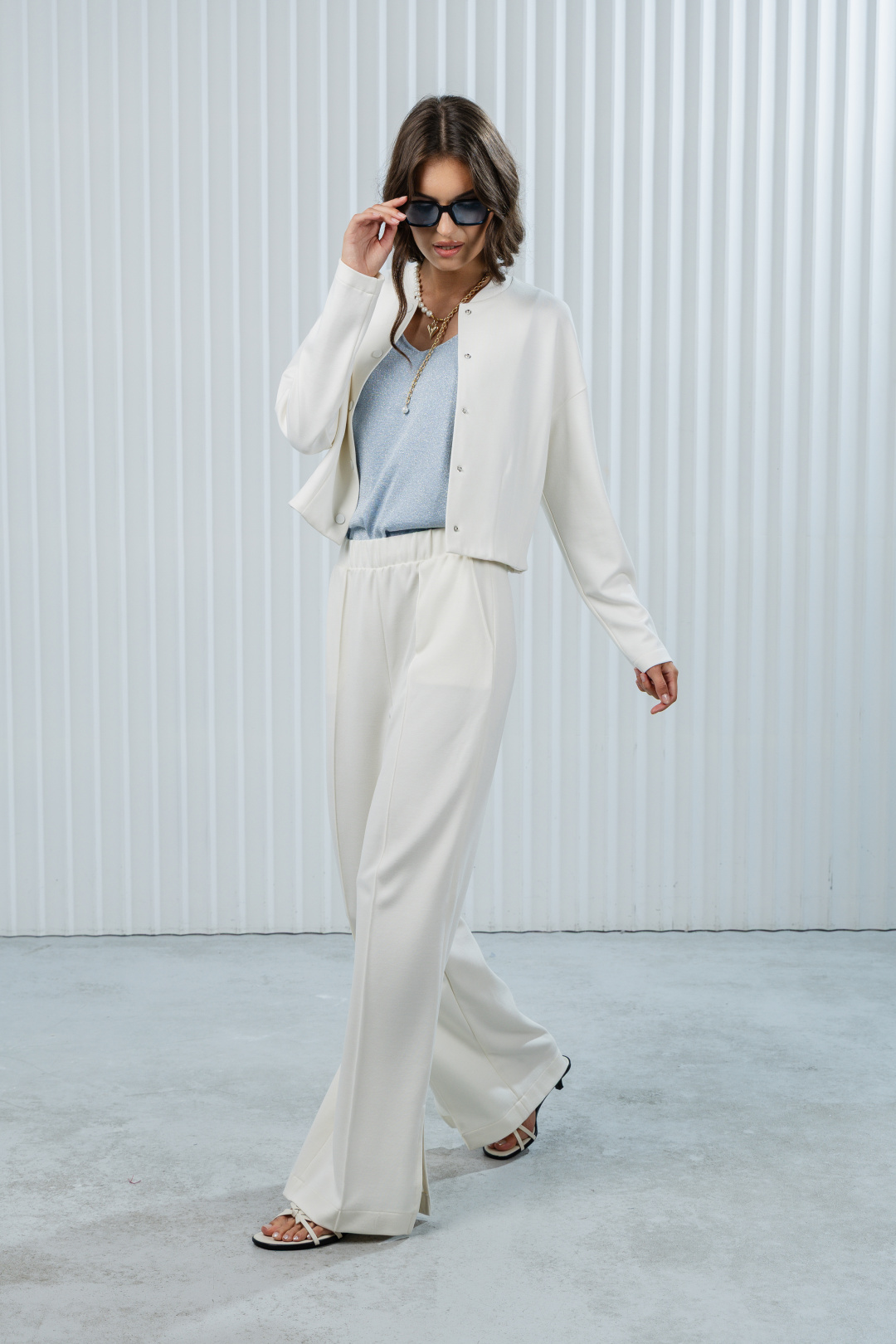 Костюм Romgil РП0109-ВИ2 молочный - фото 1