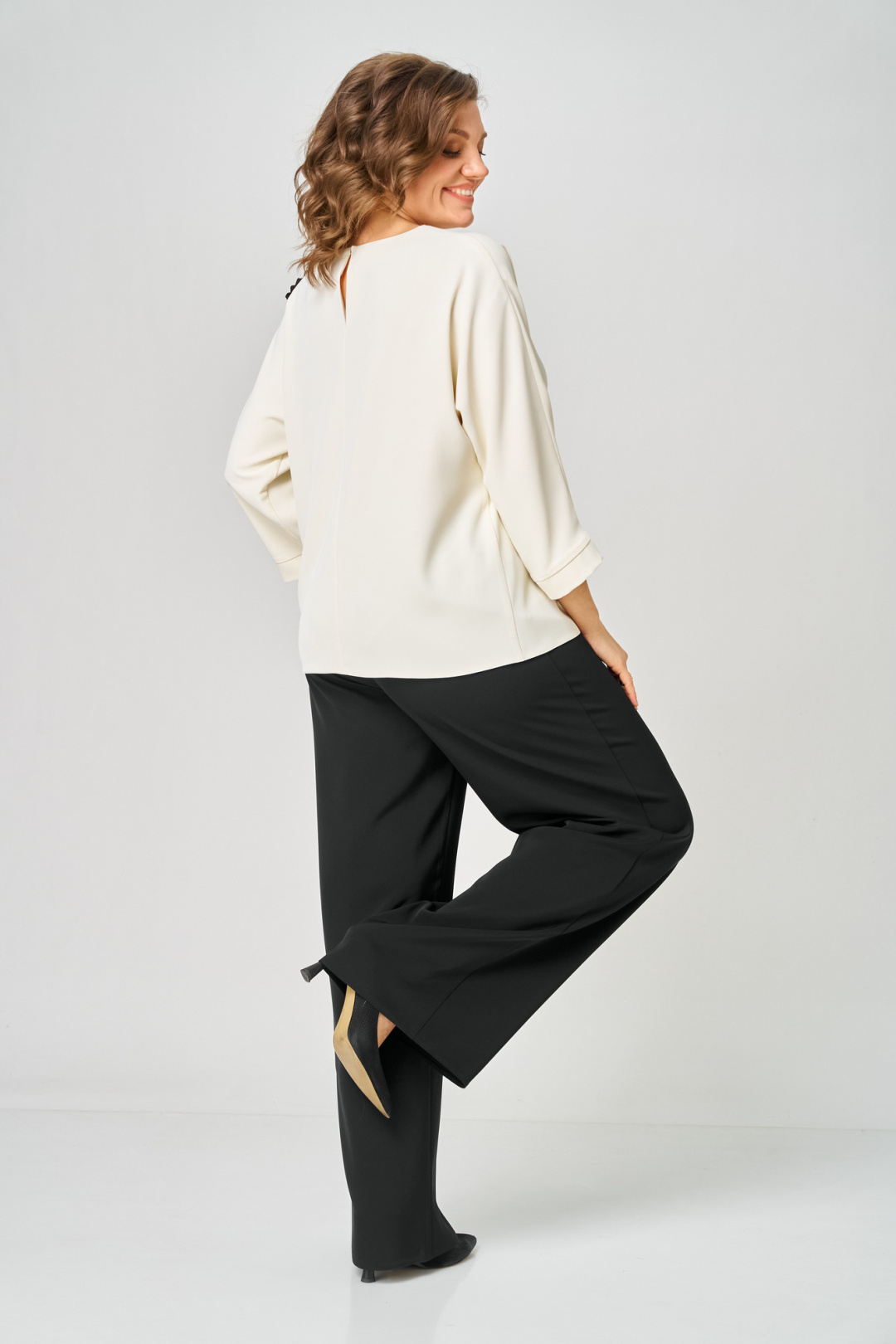 Костюм Rumoda 2278 молочный-черный дл.р.