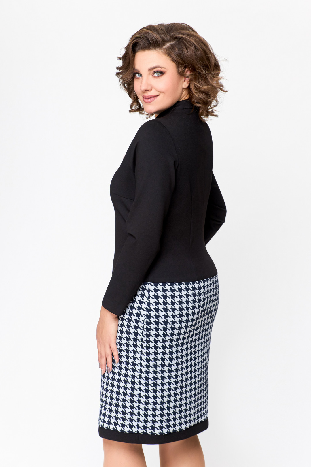 Платье Swallow 699 чёрный, чёрно-белая «гусиная лапка» - фото 4