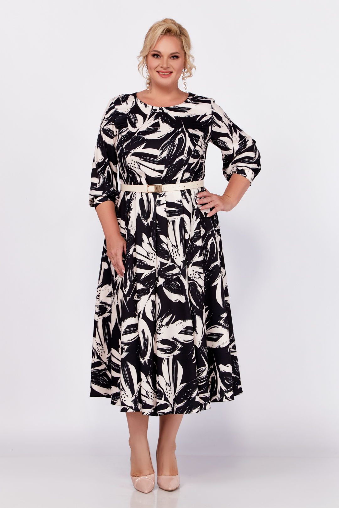 Платье Swallow 778 черный, принт бежевые цветы - фото 1