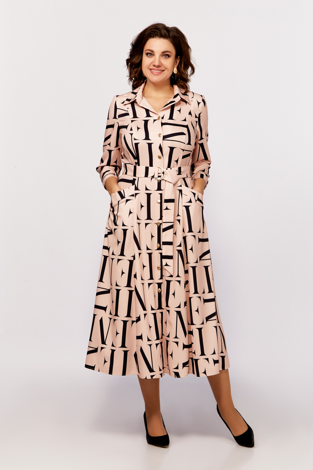 Платье Swallow 784.3 нежный персик, принт чёрные буквы - фото 2