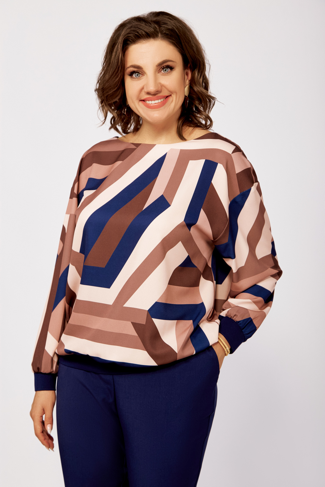 Блуза Swallow 805 кофейно-бежевый, абстракция - фото 1