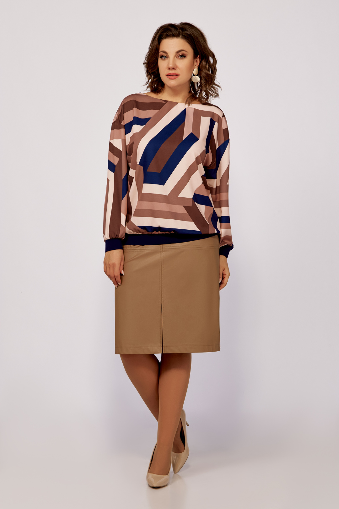 Блуза Swallow 805 кофейно-бежевый, абстракция - фото 4