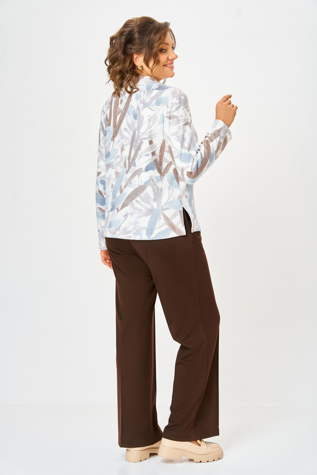 Джемпер Swallow 883-1 молочный+принт «бежево-голубые тропические листья» - фото 5