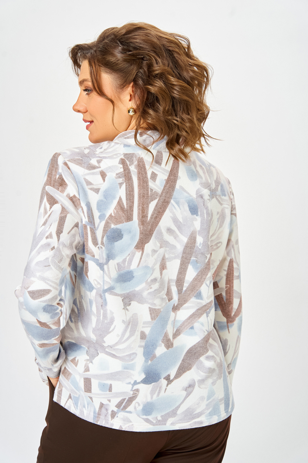 Джемпер Swallow 883-1 молочный+принт «бежево-голубые тропические листья» - фото 6