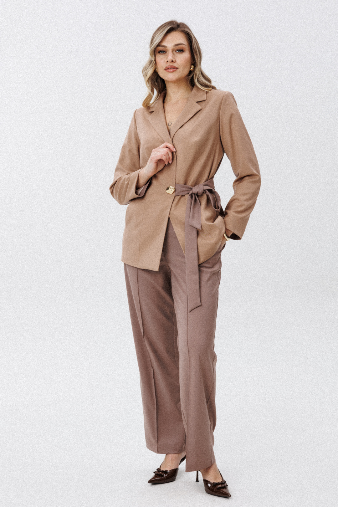 Костюм Верита 2441 мокко + песочный - фото 1
