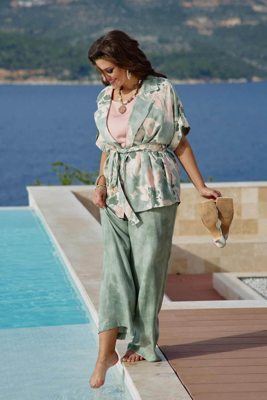 Костюм Vittoria Queen 27913 зеленый меланж+принт