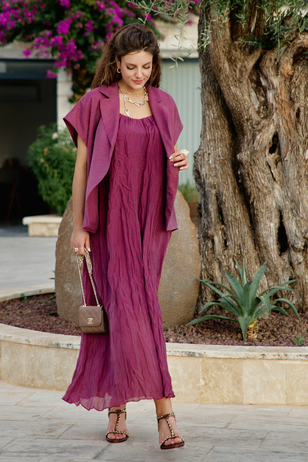 Костюм Vittoria Queen 28013 винный - фото 5