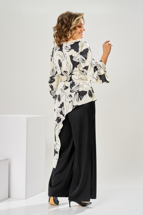 Костюм Romanovich Style 2-2750 белые цветы