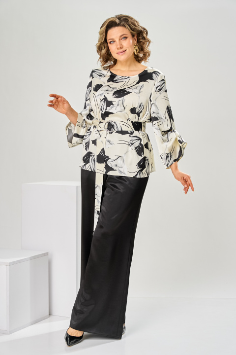Костюм Romanovich Style 2-3010 белый + цветы